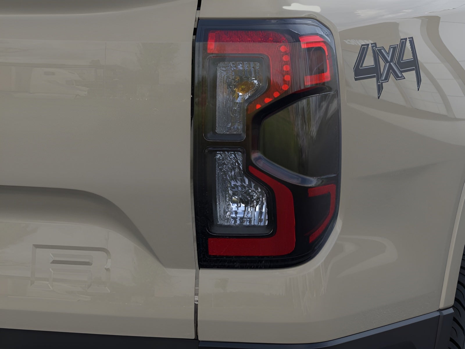 2025 Ford Ranger LARIAT 4WD SuperCrew 5' Box