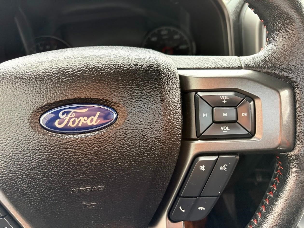 2017 Ford F-150 Lariat 4WD SuperCrew 5.5' Box