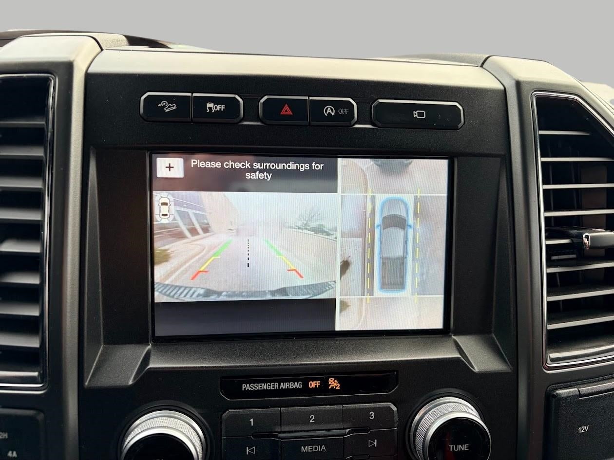 2017 Ford F-150 Lariat 4WD SuperCrew 5.5' Box