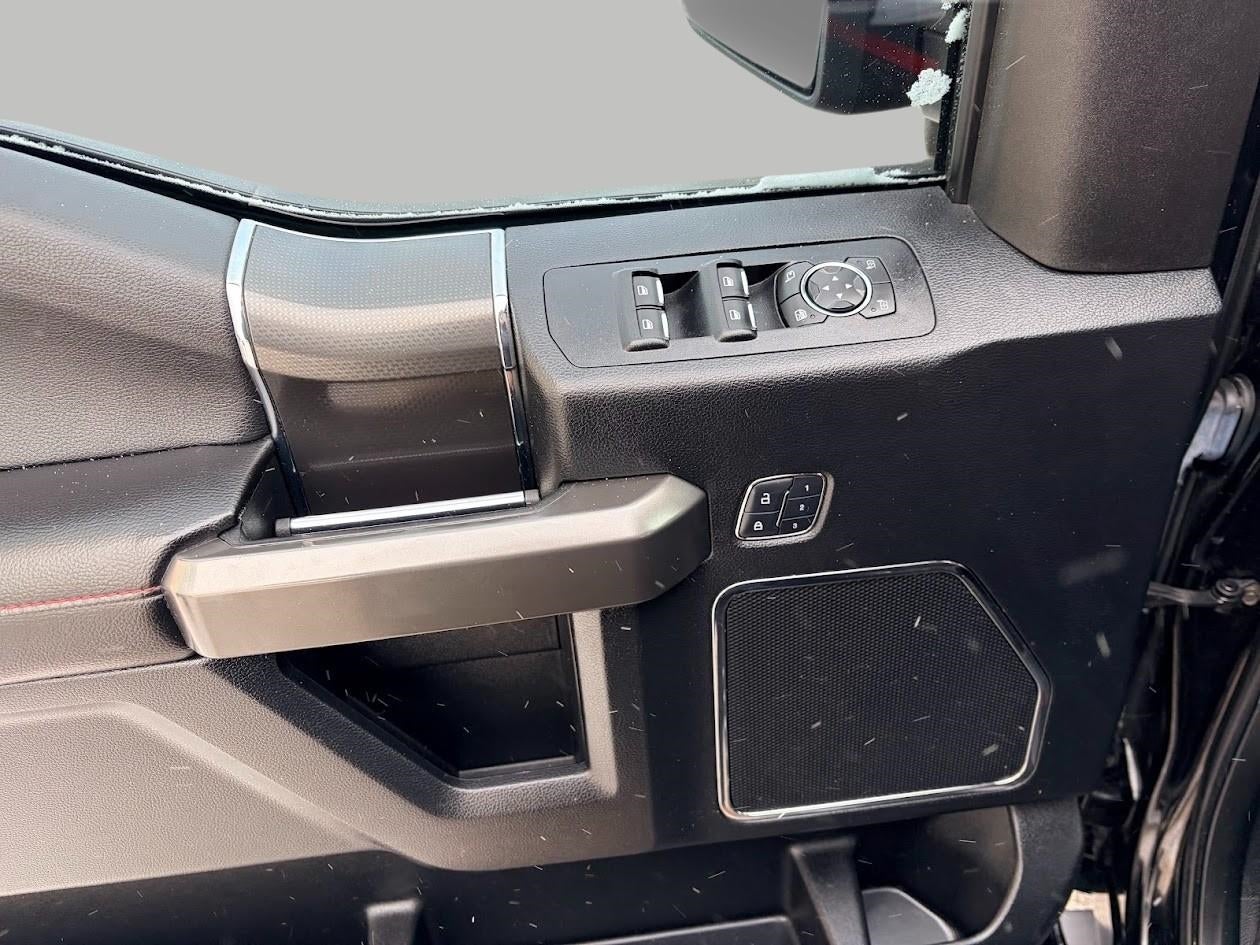 2017 Ford F-150 Lariat 4WD SuperCrew 5.5' Box