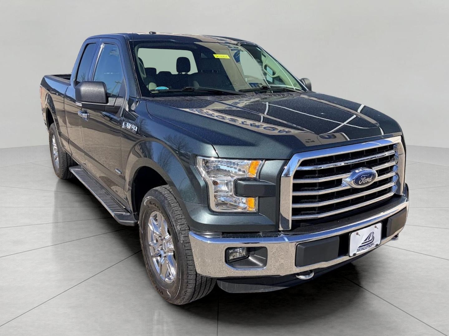 2015 Ford F-150 4WD SuperCab 145 XLT