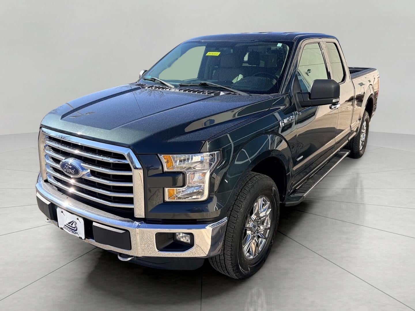 2015 Ford F-150 4WD SuperCab 145 XLT