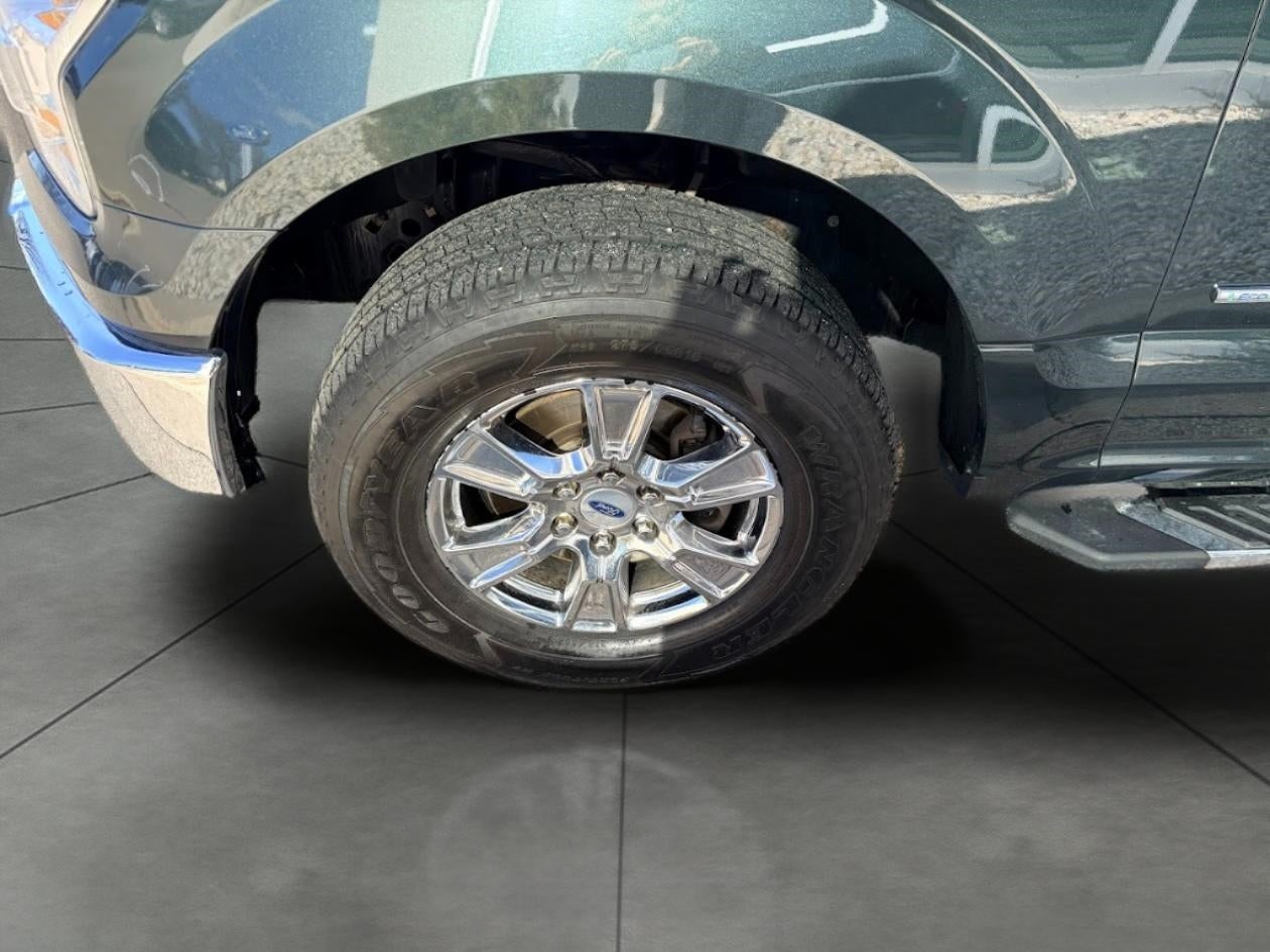 2015 Ford F-150 4WD SuperCab 145 XLT