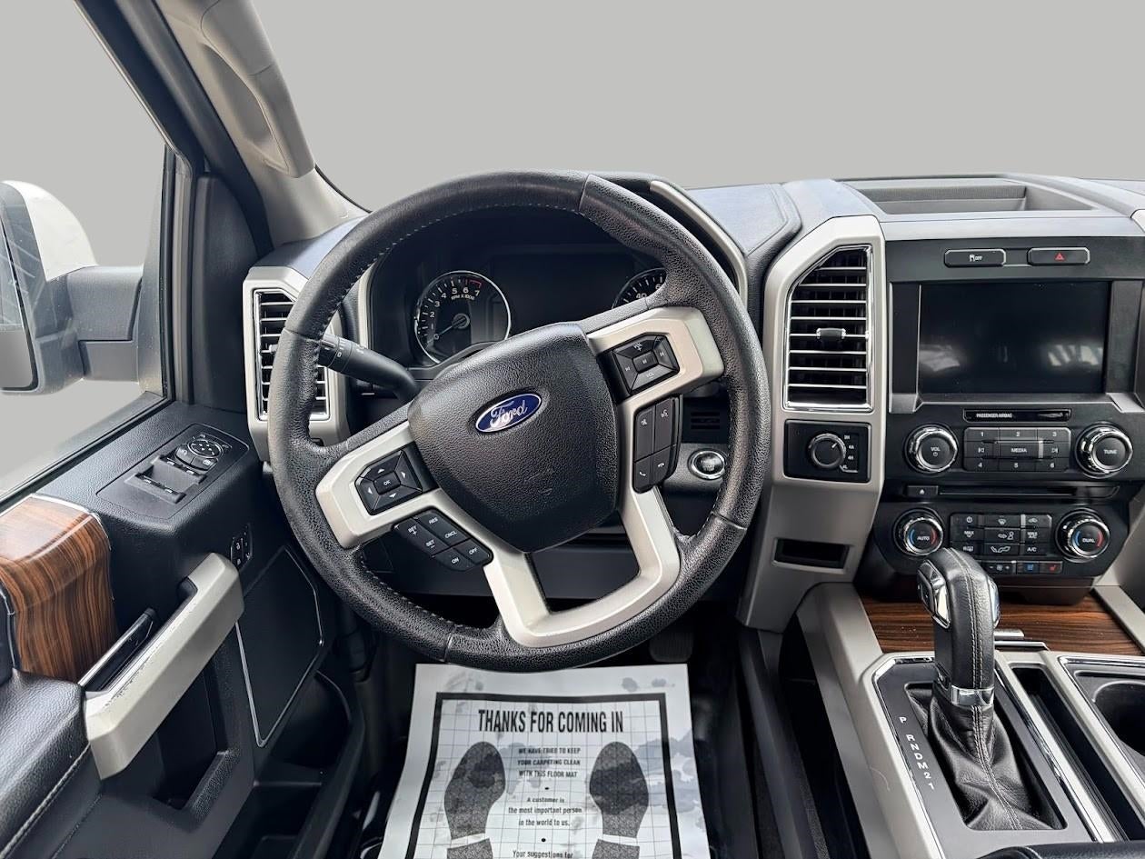 2016 Ford F-150 4WD SuperCrew 145 Lariat