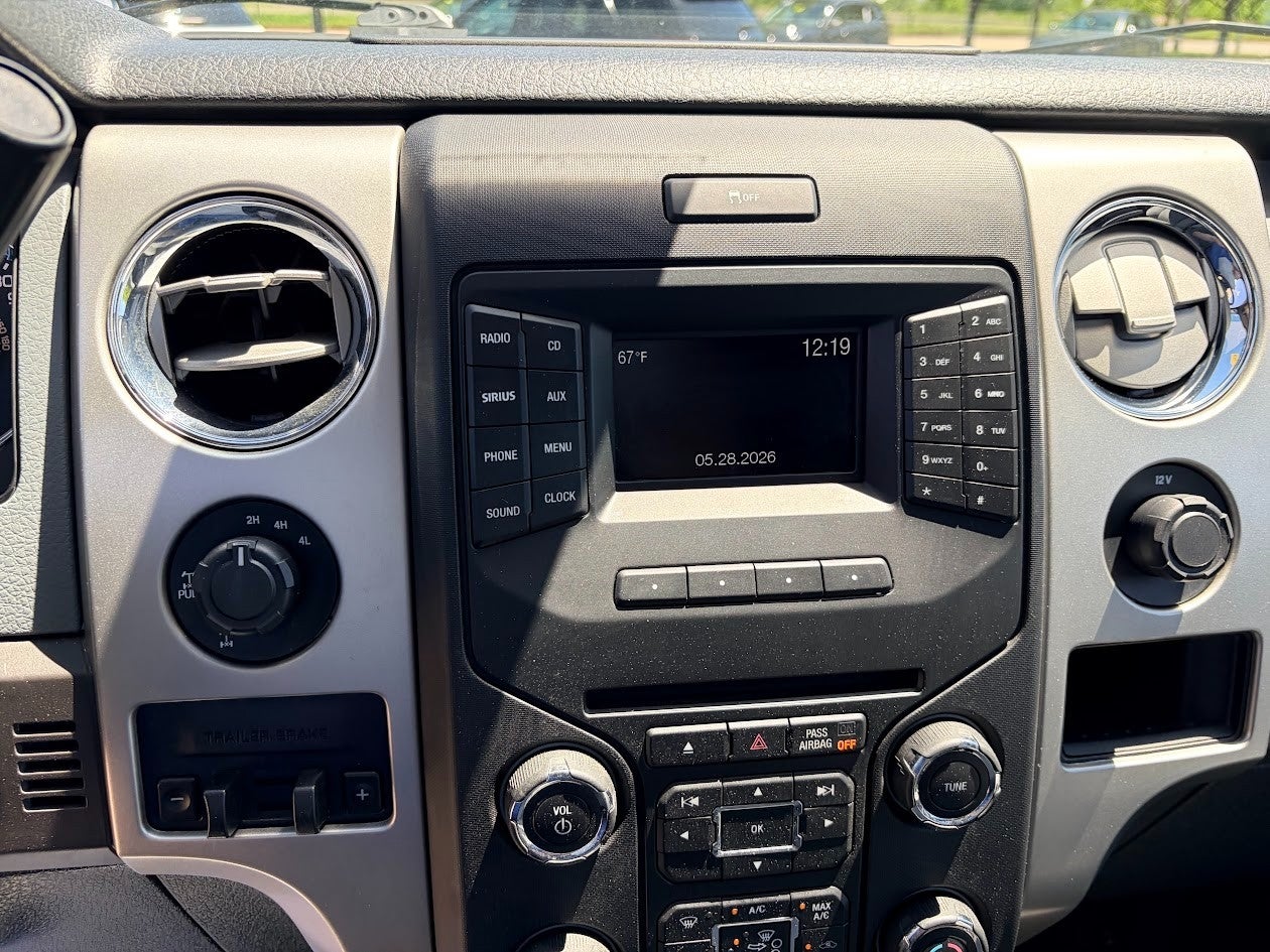 2014 Ford F-150 4WD SuperCrew 145 XLT
