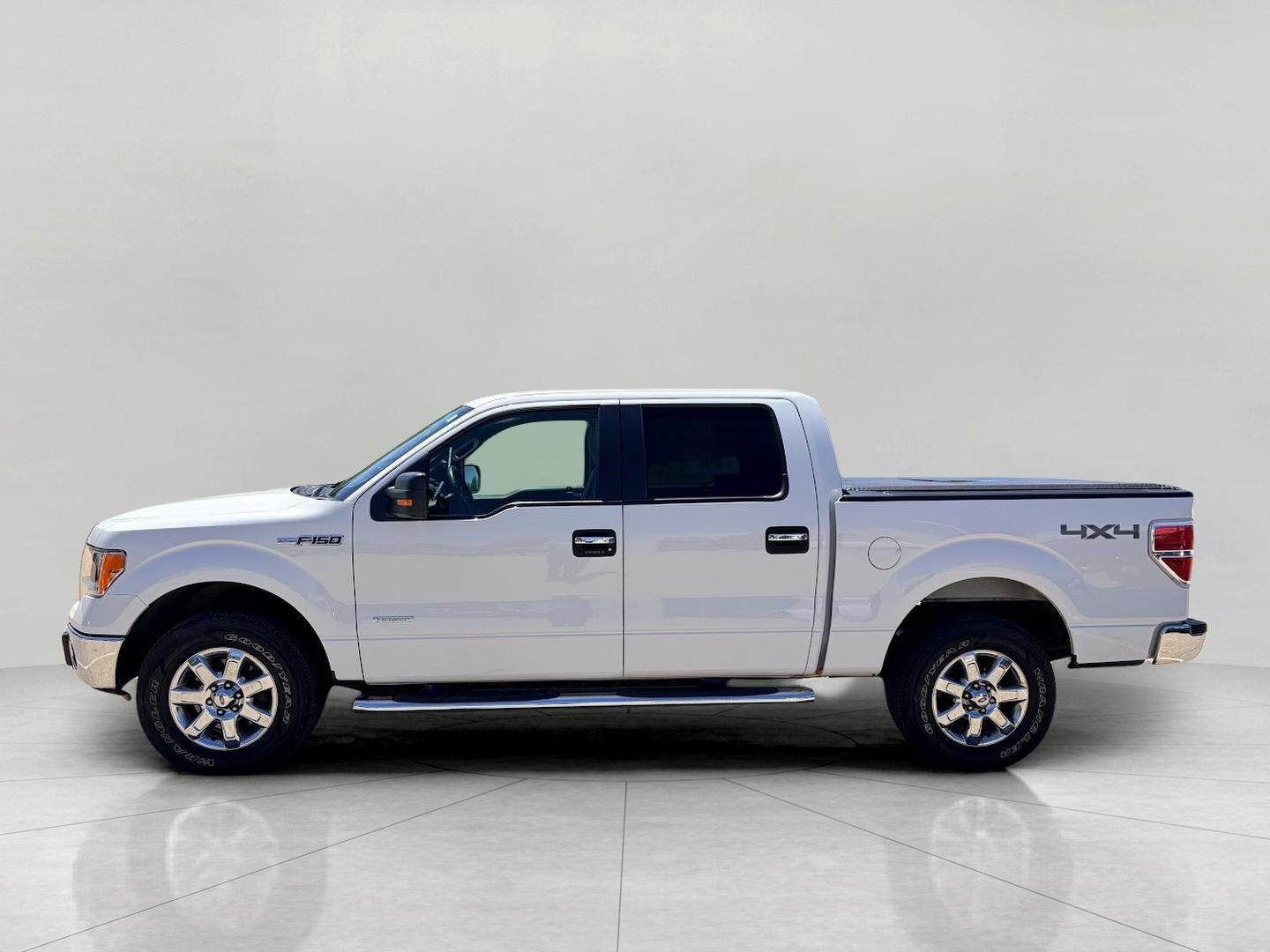 2014 Ford F-150 4WD SuperCrew 145 XLT