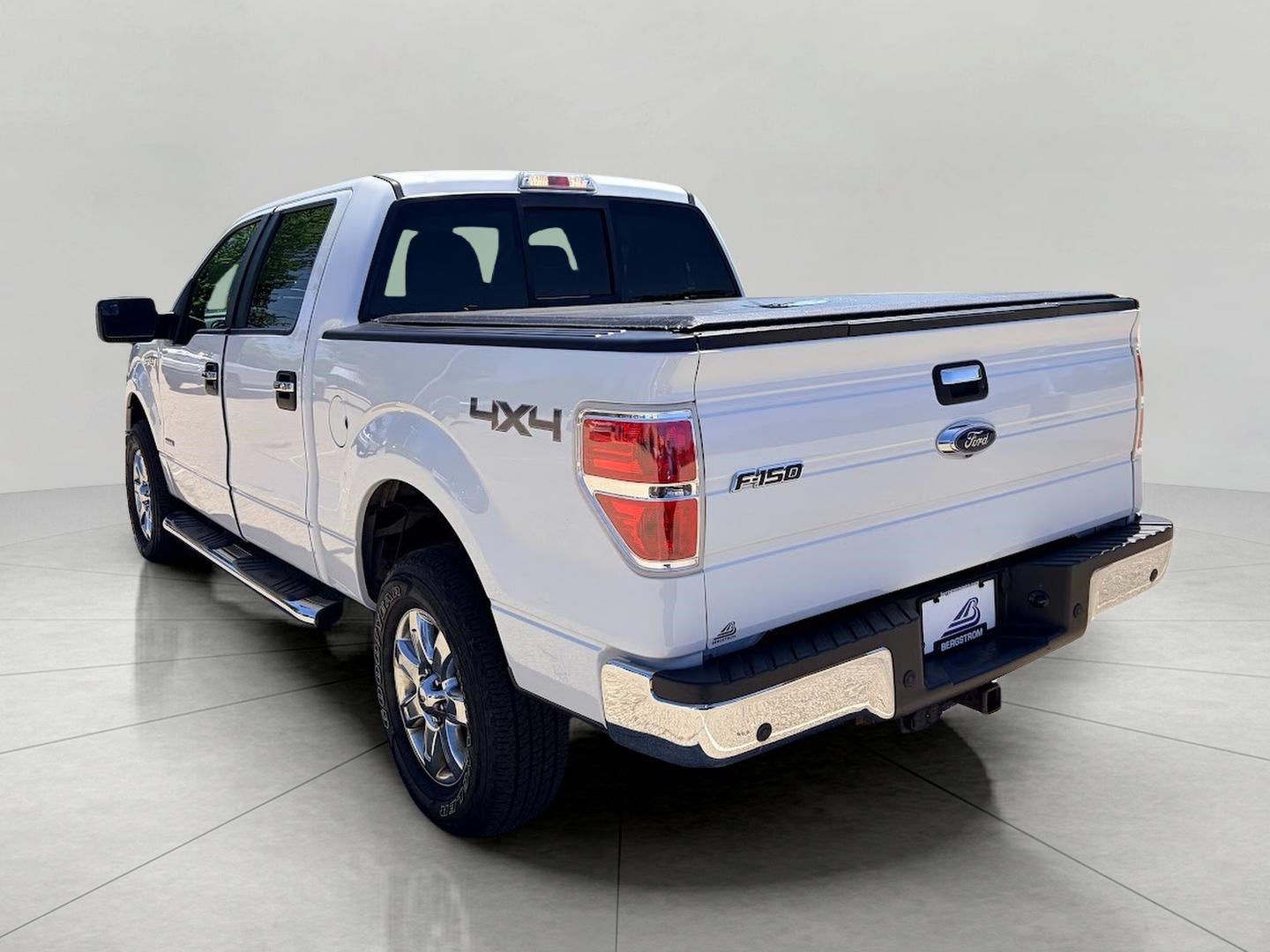 2014 Ford F-150 4WD SuperCrew 145 XLT