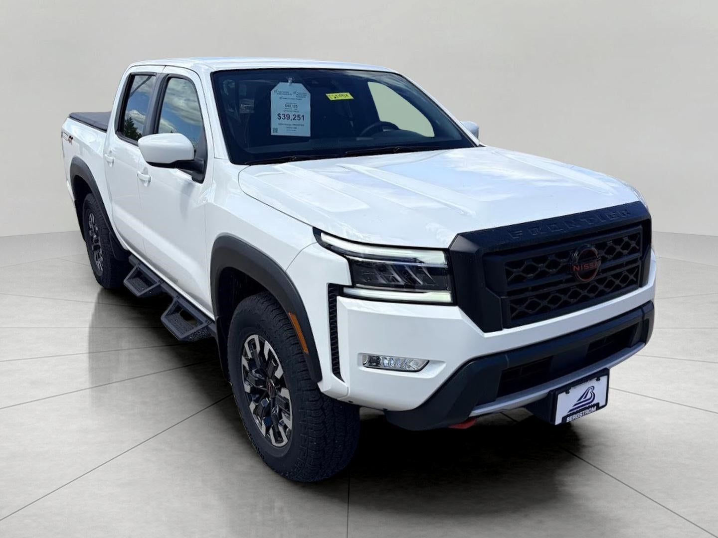2024 Nissan Frontier Crew Cab 4x4 S