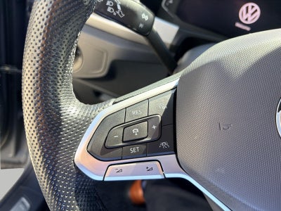 2022 Volkswagen Atlas Cross Sport 2.0T SEL R-Line 4MOTION