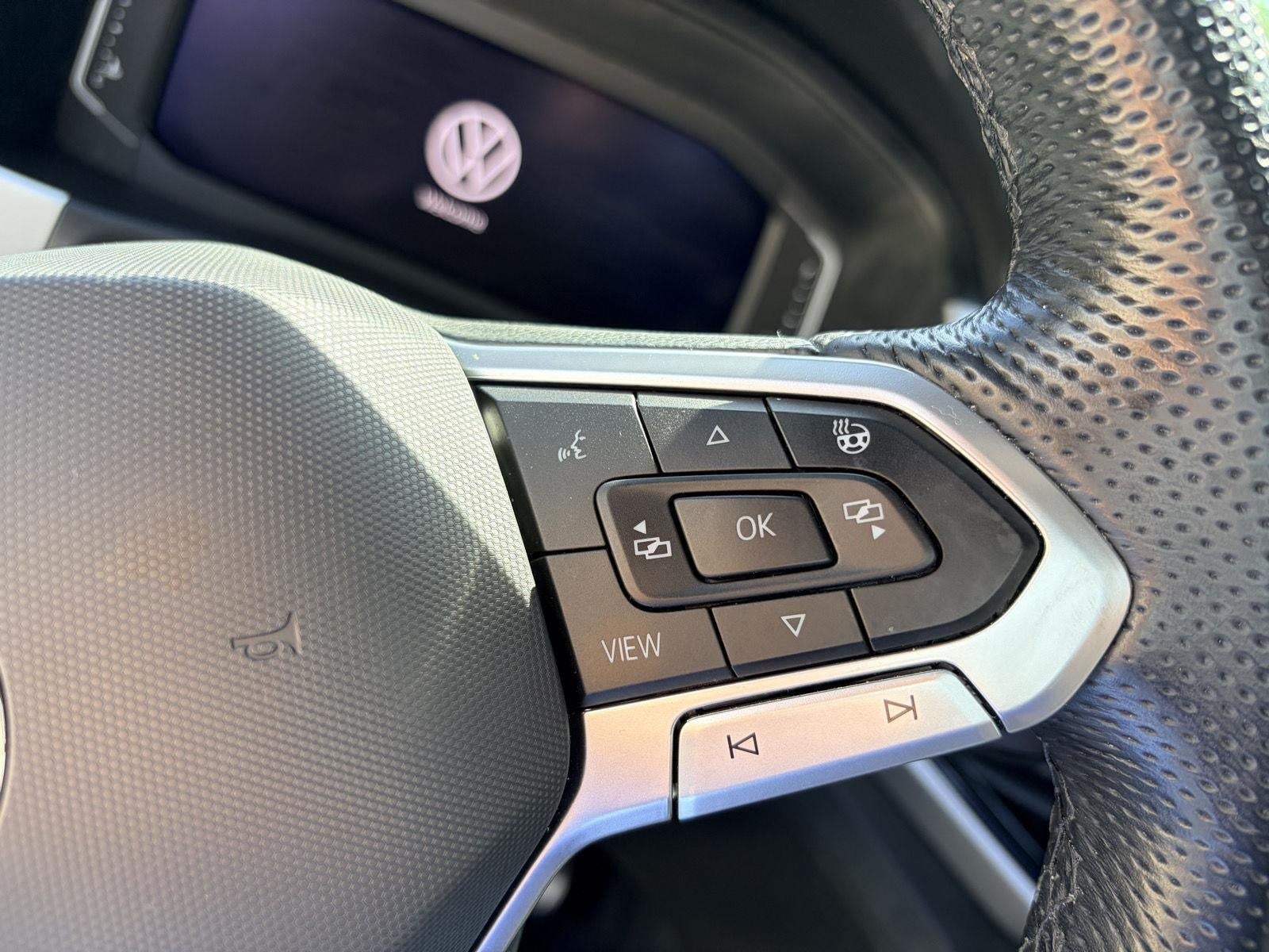 2022 Volkswagen Atlas Cross Sport 2.0T SEL R-Line 4MOTION