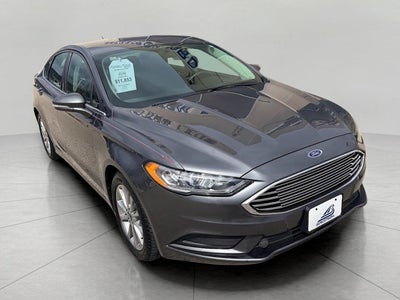 2017 Ford Fusion SE FWD