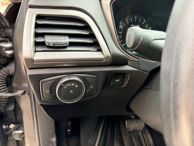 2017 Ford Fusion SE FWD