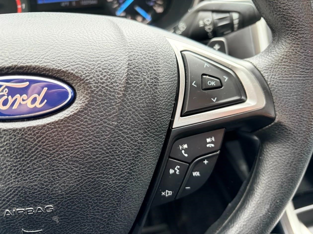 2017 Ford Fusion SE FWD