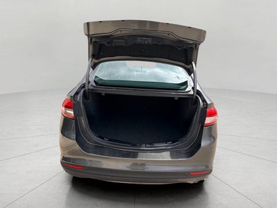 2017 Ford Fusion SE FWD