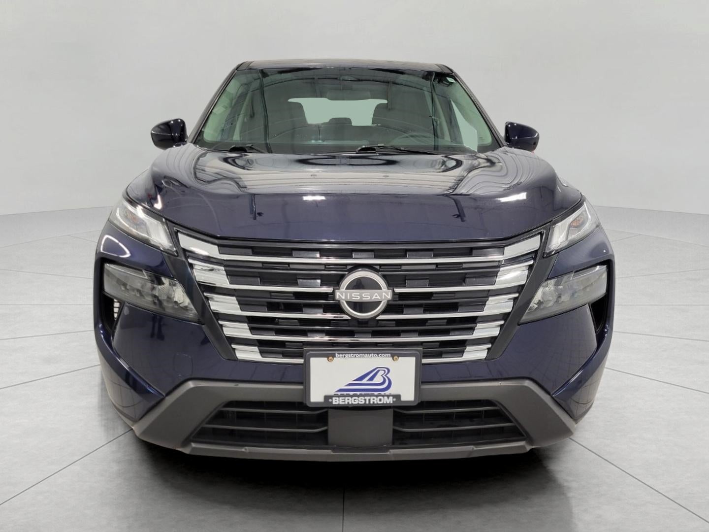 2025 Nissan Rogue AWD SV