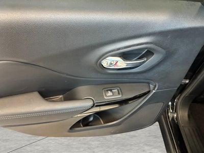 2023 Jeep Cherokee Altitude Lux 4x4