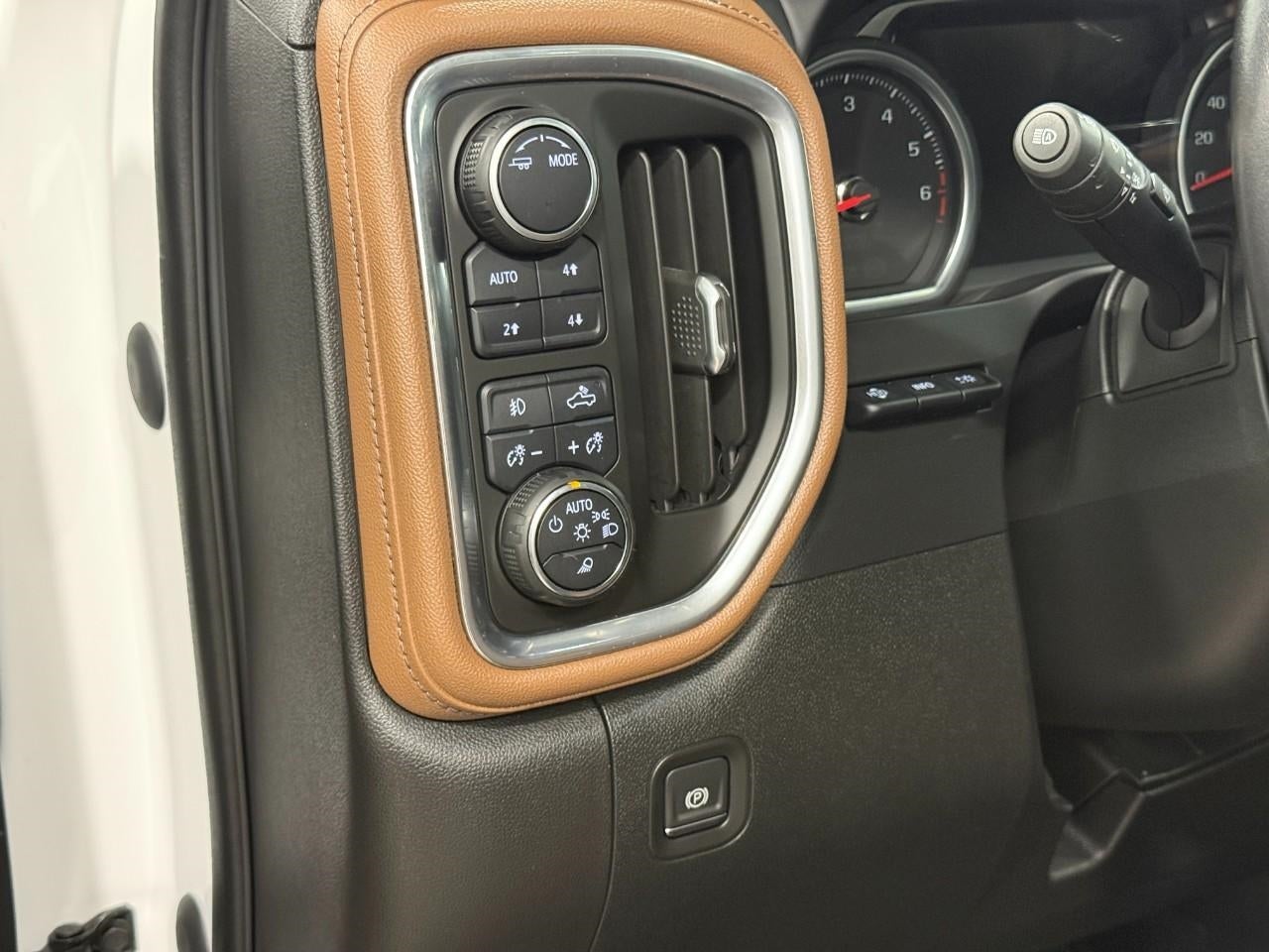 2020 Chevrolet Silverado 1500 4WD Crew Cab 147 High Country