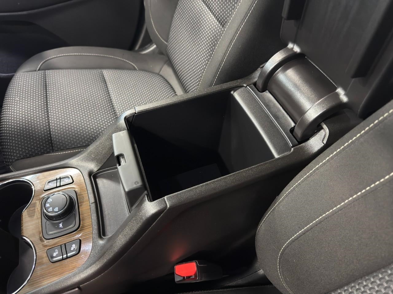 2023 GMC Acadia AWD 4dr SLE