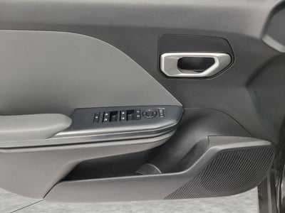 2025 Kia K4 LXS FWD