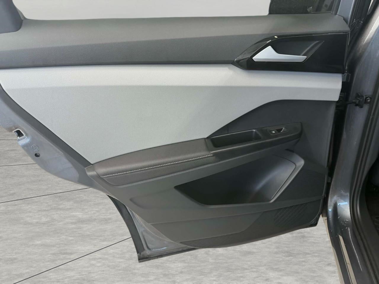 2024 Volkswagen Taos S FWD