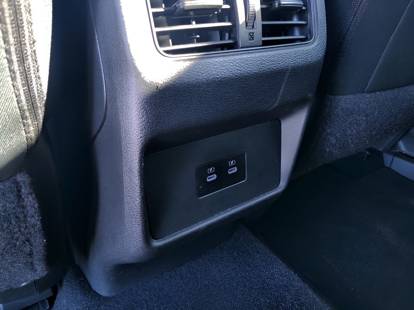 2024 Nissan Rogue AWD SV