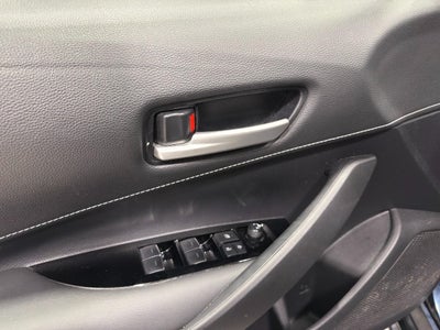 2022 Toyota Corolla Hatchback SE Manual