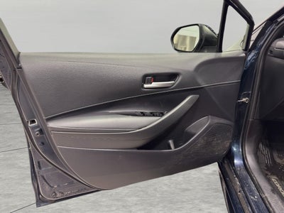 2022 Toyota Corolla Hatchback SE Manual