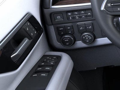 2025 Chevrolet Suburban 4WD 4dr Premier