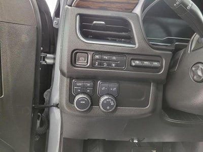 2023 Chevrolet Suburban 4WD 4dr Premier