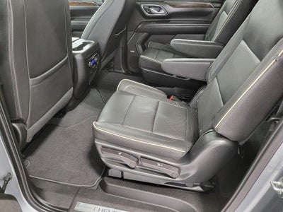 2023 Chevrolet Suburban 4WD 4dr Premier