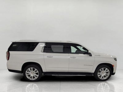 2023 Chevrolet Suburban 4WD 4dr High Country