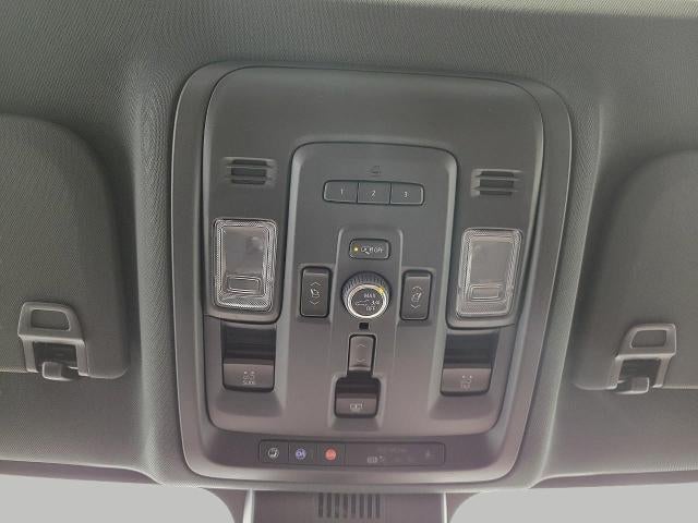 2024 Chevrolet Suburban 4WD 4dr High Country