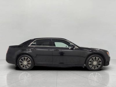 2012 Chrysler 300 4dr Sdn V6 300S AWD