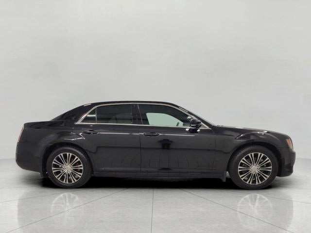 2012 Chrysler 300 4dr Sdn V6 300S AWD