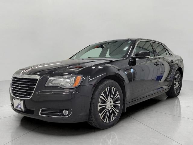 2012 Chrysler 300 4dr Sdn V6 300S AWD