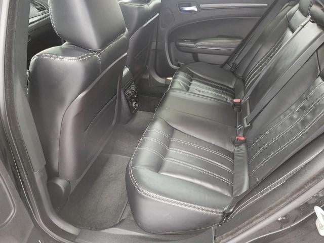 2012 Chrysler 300 4dr Sdn V6 300S AWD