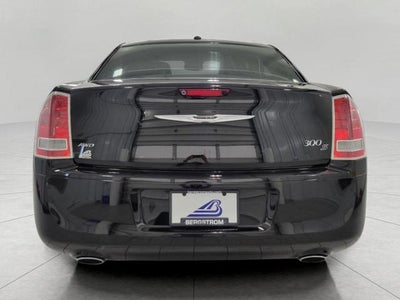 2012 Chrysler 300 4dr Sdn V6 300S AWD
