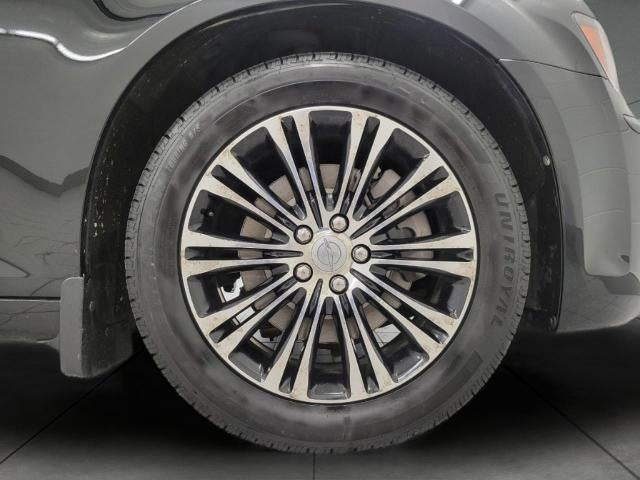 2012 Chrysler 300 4dr Sdn V6 300S AWD