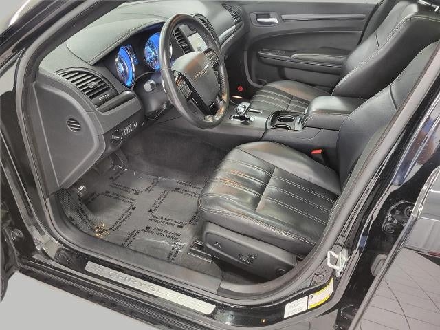 2012 Chrysler 300 4dr Sdn V6 300S AWD