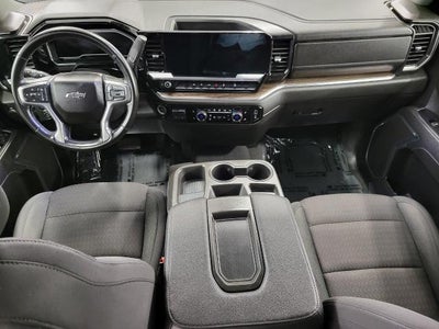 2023 Chevrolet Silverado 1500 4WD Crew Cab 147 RST