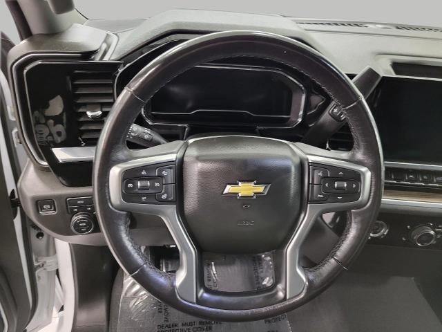 2022 Chevrolet Silverado 1500 4WD Crew Cab 147 LT w/2FL