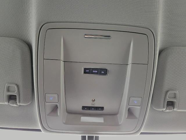 2014 Chevrolet Silverado 1500 4WD Crew Cab 143.5 LT w/2LT