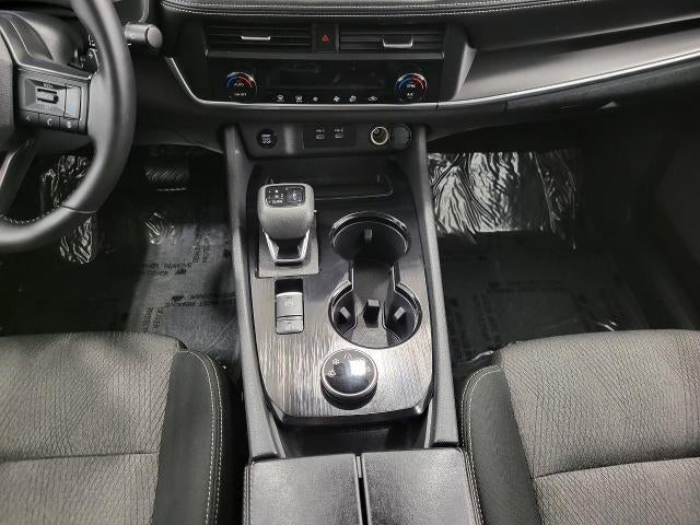 2025 Nissan Rogue AWD SV