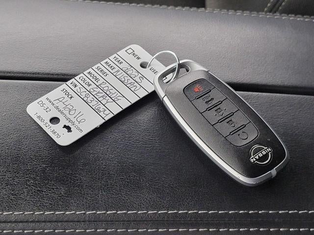 2025 Nissan Rogue AWD SV