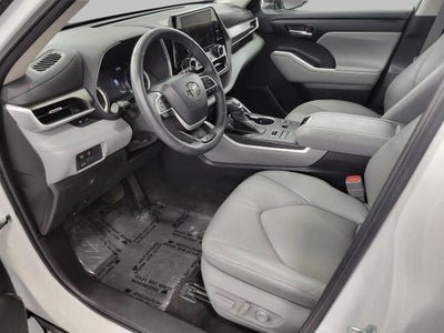2023 Toyota Highlander XLE AWD