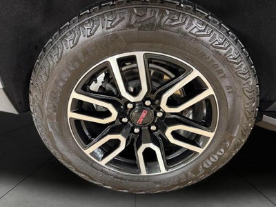 2024 GMC Yukon 4WD 4dr AT4