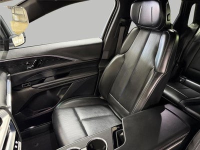 2024 Cadillac LYRIQ 4dr Luxury w/1SC