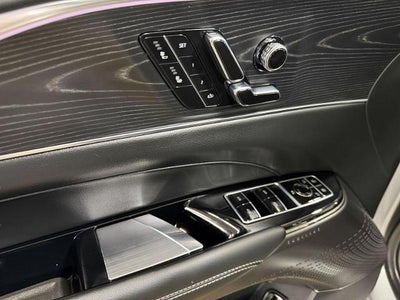 2024 Cadillac LYRIQ 4dr Luxury w/1SC