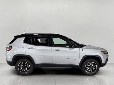 2025 Jeep Compass Trailhawk 4x4