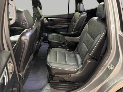 2025 Buick Enclave 4dr Avenir
